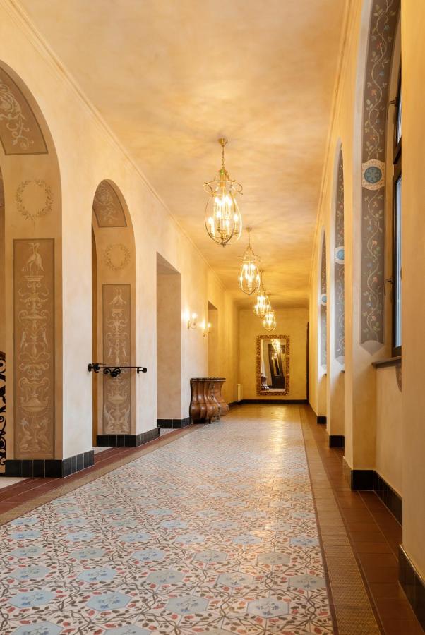 Boutique Hotel Gaia Kecskemet Exterior photo