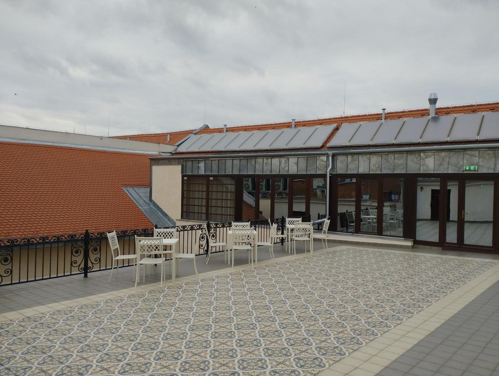 Boutique Hotel Gaia Kecskemet Exterior photo